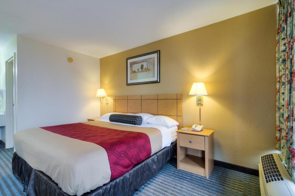 Econo Lodge Shorewood Δωμάτιο φωτογραφία
